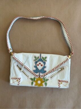Vintage White Leather and Suefe Embroidered Folk Floral Shoulder Bag / Clutch